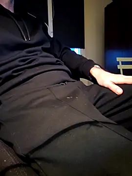 verylargecock online show from March 6, 2026, 5:42 pm