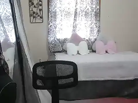 AshleyRain online show from December 4, 2024, 3:43 pm