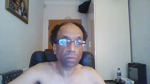 rauncher1 online show from September 10, 2025, 8:03 am