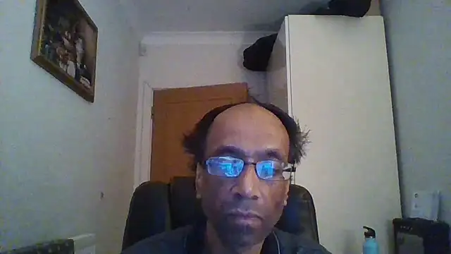 rauncher1 online show from December 18, 2025, 9:59 am