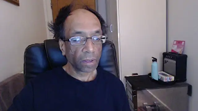 rauncher1 online show from April 22, 2026, 7:33 am