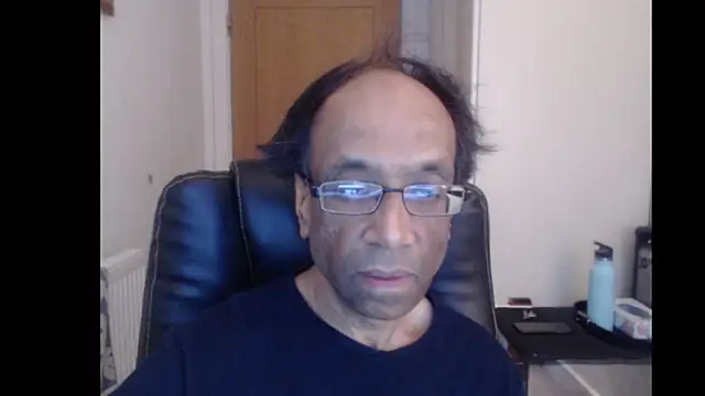 Snapshot of rauncher1 chatting on May 1, 2026, 8:41 am rauncher1 online show from May 1, 2026, 8:41 am