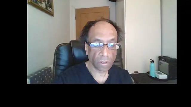 Snapshot of rauncher1 chatting on May 11, 2026, 8:31 am rauncher1 online show from May 11, 2026, 8:31 am