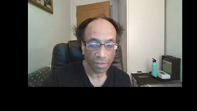 Snapshot of rauncher1 chatting on May 26, 2026, 7:59 am rauncher1 online show from May 26, 2026, 7:59 am