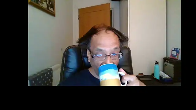 Snapshot of rauncher1 chatting on June 30, 2026, 8:26 am rauncher1 online show from June 30, 2026, 8:26 am