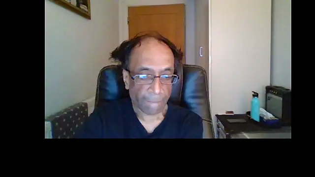 Snapshot of rauncher1 chatting on July 1, 2026, 8:38 am rauncher1 online show from July 1, 2026, 8:38 am