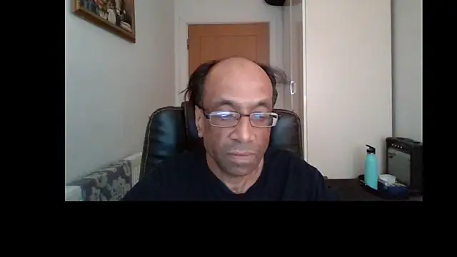Snapshot of rauncher1 chatting on July 19, 2026, 10:41 am rauncher1 online show from July 19, 2026, 10:41 am