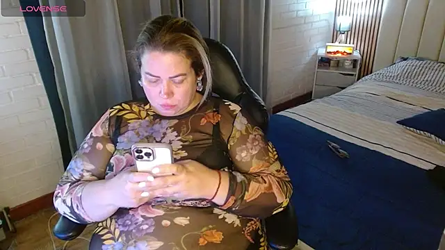 bella savati online show from February 18, 2026, 11:33 pm