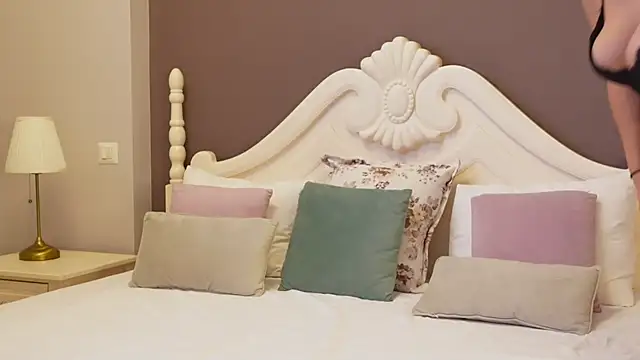 FeliciaKrige online show from February 9, 2025, 12:06 am