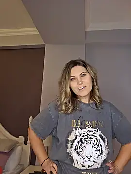 FeliciaKrige online show from February 10, 2025, 9:58 pm