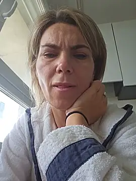 FeliciaKrige online show from May 28, 2026, 9:50 am