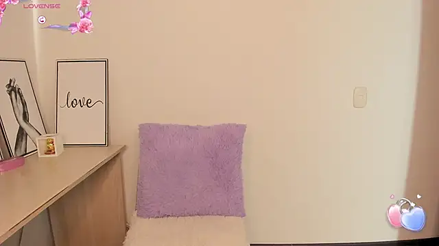 Andreamorreti online show from March 9, 2025, 2:43 pm