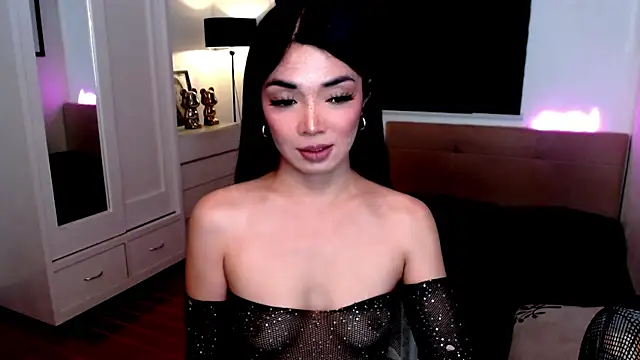 MargaWilliams online show from November 29, 2025, 9:45 am