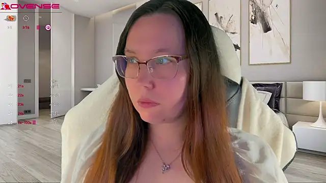 Snapshot of Victoria_Romans chatting on September 27, 2025, 6:13 pm Victoria Romans online show from September 27, 2025, 6:13 pm