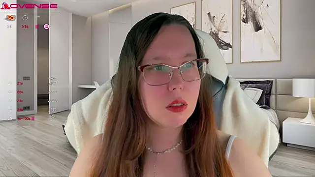 Snapshot of Victoria_Romans chatting on September 29, 2025, 6:02 pm Victoria Romans online show from September 29, 2025, 6:02 pm