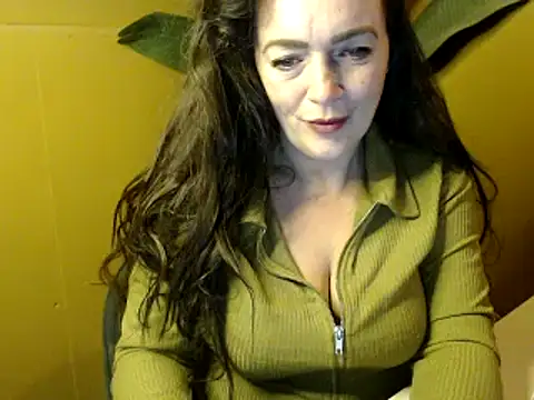 cloe85nl online show from February 12, 2025, 8:59 am