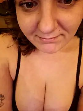 Cutegirlforyou online show from February 11, 2025, 7:44 am