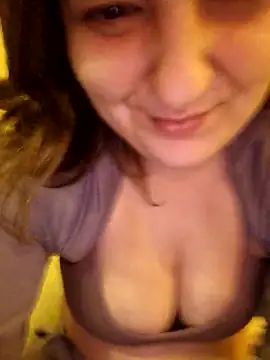 Cutegirlforyou online show from March 2, 2025, 7:54 am