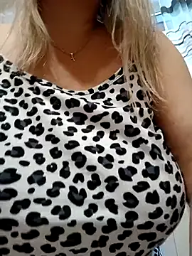 Liana MilfHot online show from January 13, 2025, 4:07 am