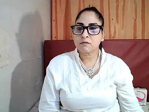 Indiankushy online show from December 1, 2025, 5:07 pm