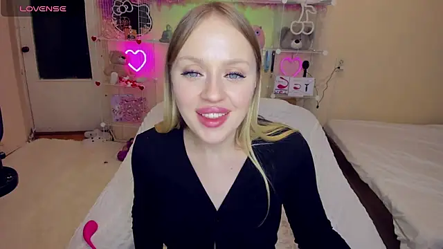 ElinOceanX online show from March 13, 2025, 6:12 pm