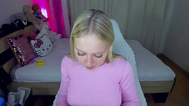 ElinOceanX online show from September 29, 2025, 8:02 pm