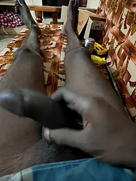 Snapshot of rocksred1 chatting on March 30, 2026, 7:04 pm rocksred1 online show from March 30, 2026, 7:04 pm