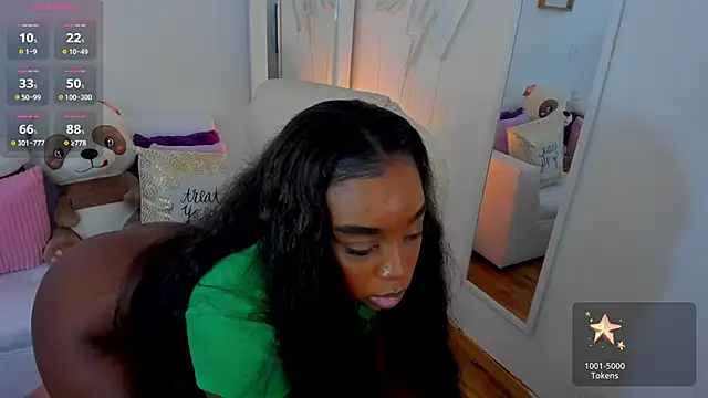 zobe love online show from January 17, 2025, 9:06 pm