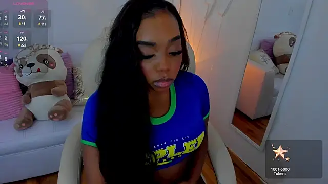 zobe love online show from February 10, 2025, 5:19 pm