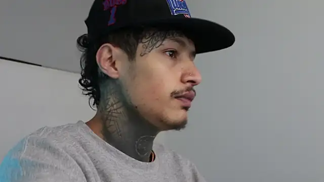 trieone online show from February 12, 2025, 4:23 am