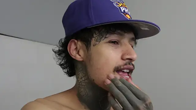 trieone online show from March 2, 2025, 2:51 am