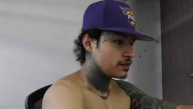 trieone online show from September 24, 2025, 5:16 pm