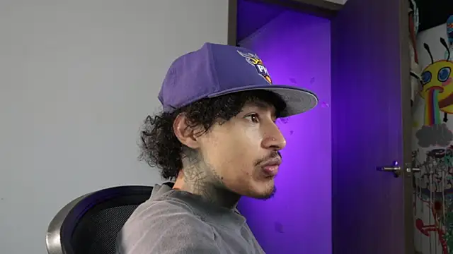 trieone online show from April 16, 2026, 2:18 pm