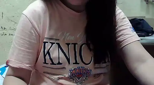 Snapshot of DelightDorothy34 chatting on February 15, 2025, 10:22 am DelightDorothy34 online show from February 15, 2025, 10:22 am