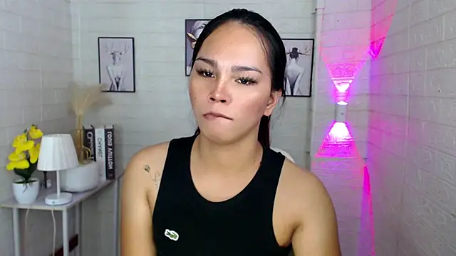 urnaughtydolly69 online show from October 22, 2025, 9:31 am