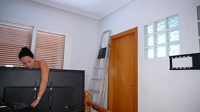 Viola Beck online show from February 22, 2025, 12:40 pm