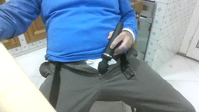 polloiw online show from October 7, 2025, 2:47 pm