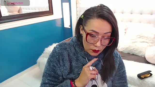 gaby trent online show from February 24, 2025, 3:42 pm