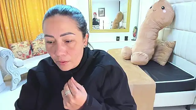 gaby trent online show from October 7, 2025, 2:03 pm