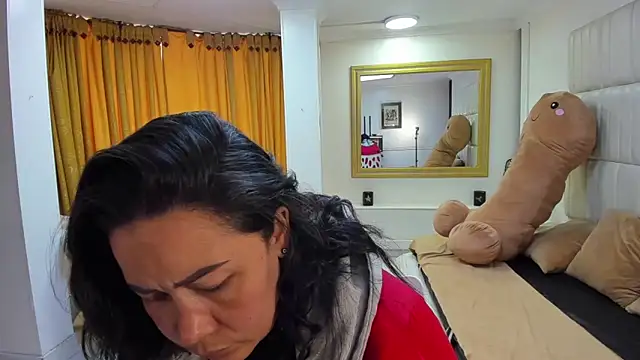 gaby trent online show from October 20, 2025, 1:55 pm