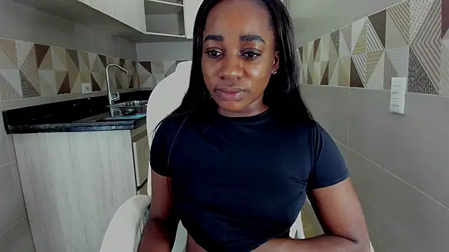 cristaaalclocks1 online show from January 29, 2025, 1:49 pm