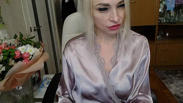 Mika Passion online show from February 15, 2025, 10:11 am