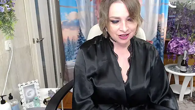 Snapshot of Mika_Passion chatting on May 28, 2026, 10:12 am Mika Passion online show from May 28, 2026, 10:12 am