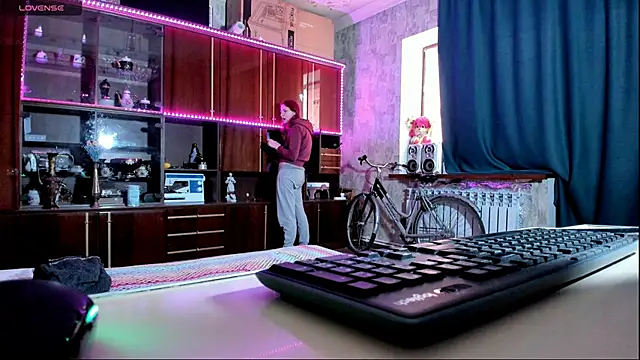 pa1e pr1ncess online show from February 14, 2025, 10:07 am