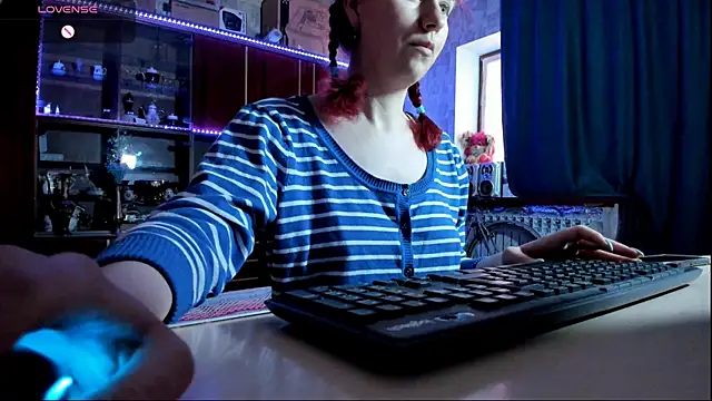 pa1e pr1ncess online show from March 9, 2025, 9:46 am