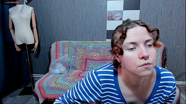 pa1e pr1ncess online show from October 6, 2025, 7:17 am