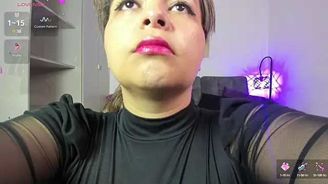 samantha hot20 online show from January 21, 2025, 9:25 pm