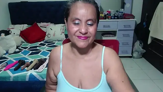 pervert mommy  online show from October 11, 2025, 11:09 am