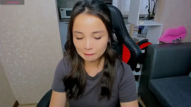 Snapshot of AyaMoon chatting on September 23, 2025, 5:32 am AyaMoon online show from September 23, 2025, 5:32 am