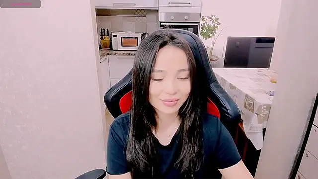 Snapshot of AyaMoon chatting on November 6, 2025, 4:46 am AyaMoon online show from November 6, 2025, 4:46 am